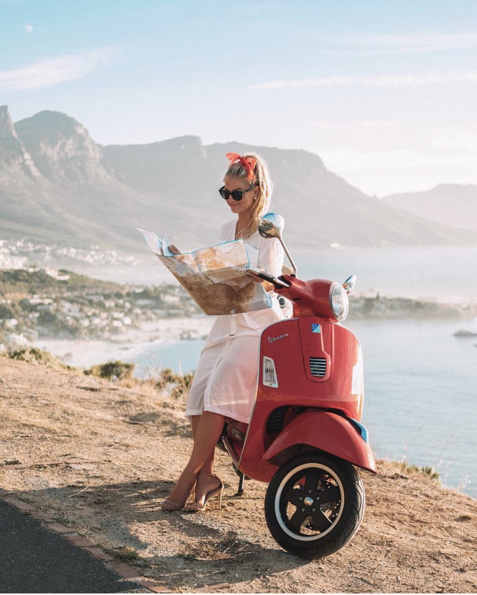 Thefearlessmag's tweet photo. ✨ Who doesn’t love a good road trip!? Where you grab your girlfriends, get in a car, and go explore a new city, to make memories that will last forever! If you could take your girls and go on a road trip now, where would you go? Let us know in the comments! 👇🏽 https://t.co/aI09YTtn4I
