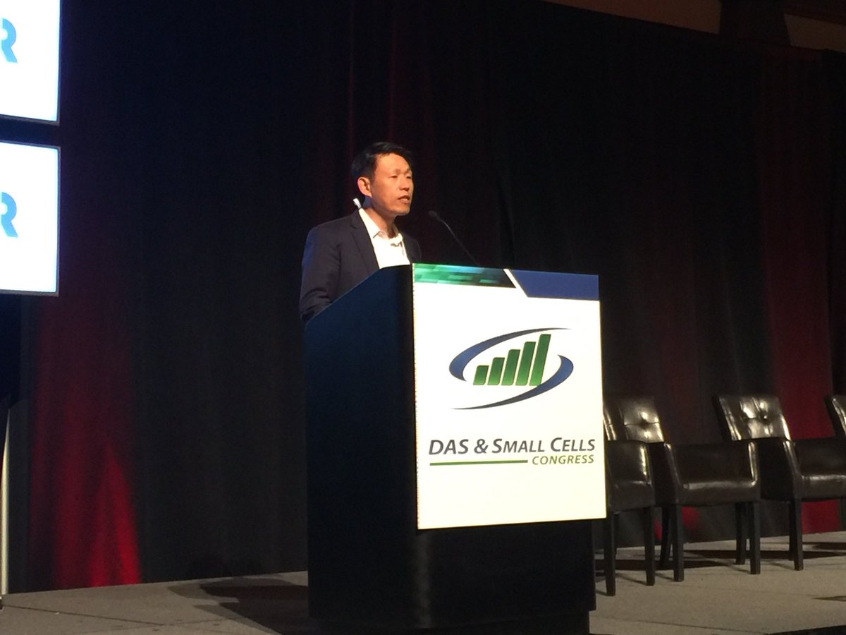 Kyung Mun of @MobileExperts1 opens the thought leadership sessions at @DASCongress