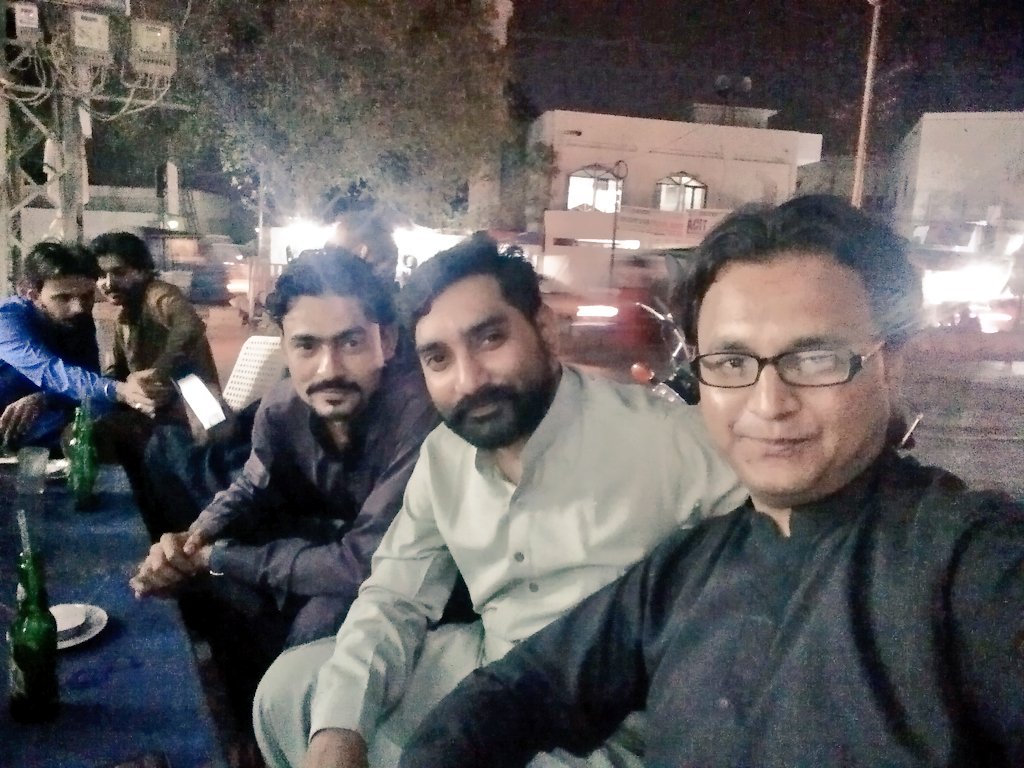 NadirAliNadir_'s tweet photo. @LiaquatShahani_  G.S PPP C.W Sindh Attended Aftaar Dinner With me, @ImrankzPPP @Shoukat_Abbasi8 &amp; Others Team Members. Arrange By Candidate PPP MNA #NA227 #DrIrfanGulMangsiSb Candidate Att Mangsi House Hyd
@BBhuttoZardari https://t.co/bHstLMs1WF