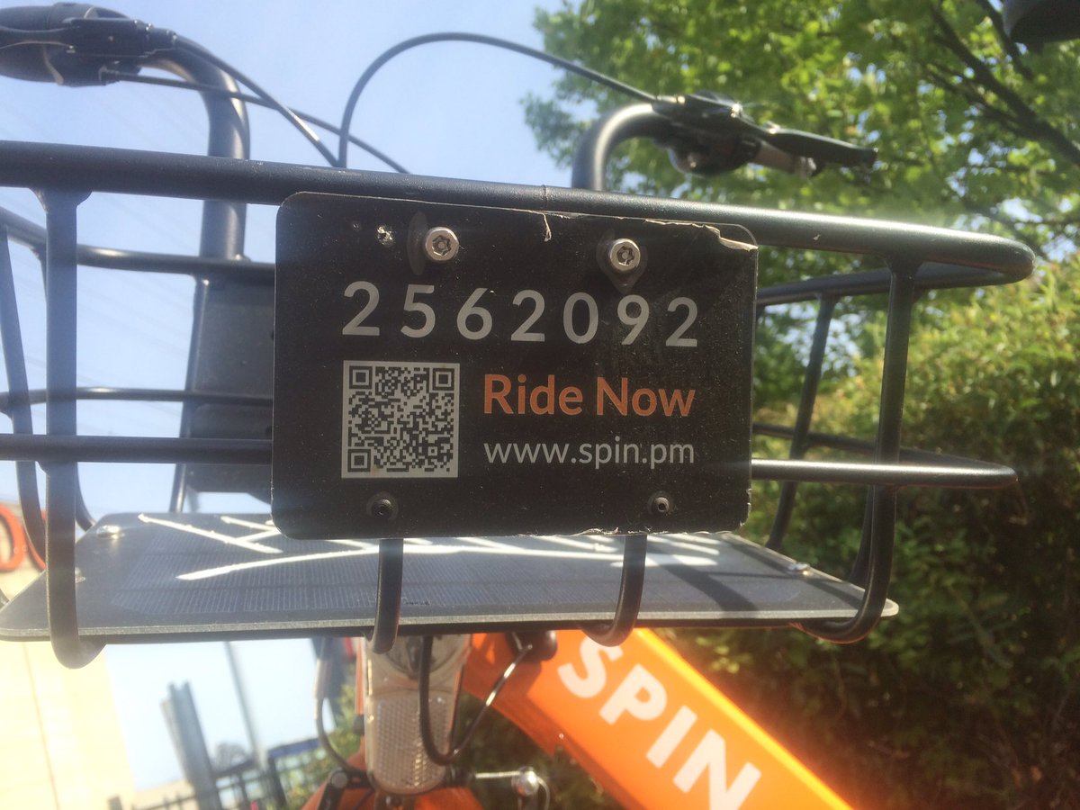 guyeatsoctopus \|{,j,j,}|/ tweet media