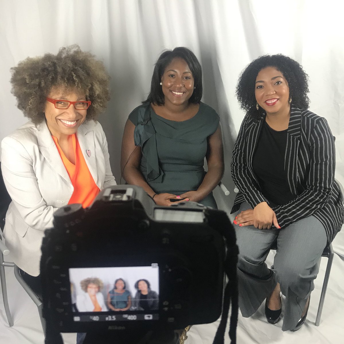 260 Change Fund Members (Mignon Francois, Shia Hendricks, Ashley Upkins) sharing their perspective on the philanthropic tradition in communities of color. Thanks to @CFMT for your support of our efforts!
#260nashville
#collectivephilanthropy
@communitynetwrk