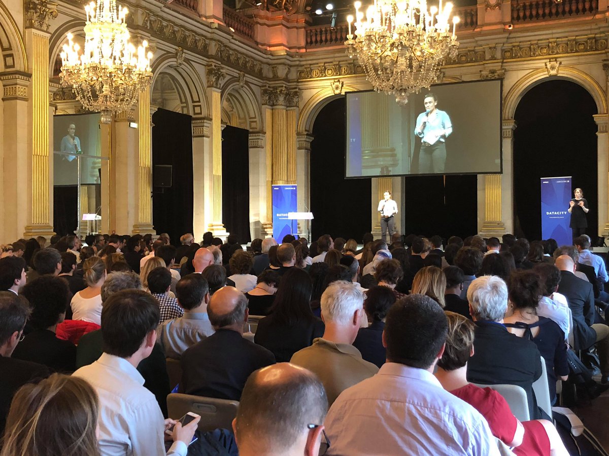 NUMAparis's tweet photo. "C'est la 3ème édition de @DataCitybyNUMA mais chaque année c'est une évolution" @MVLeBarzic, CEO de @NUMAparis https://t.co/tKVddwQqQx
#SmartCity #Sata #DataCityParis #NUMA #Innovation https://t.co/Xjtt65qDy3