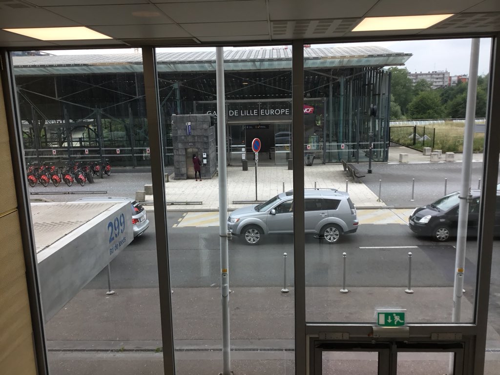 mark3deal's tweet photo. Great hospitality and a ‘can-do’ spirit from our friends in Lille CCI. Fantastic. Merci beaucoup. Just been offered a ticket to London but driving back via Calais @Calaistourisme ! @hautsdefrance @xavierbertrand @kentcreativeart @AcaciaIdeas @vanillaweb #cciinthdf @Deal_Town https://t.co/uozA6o7WtU