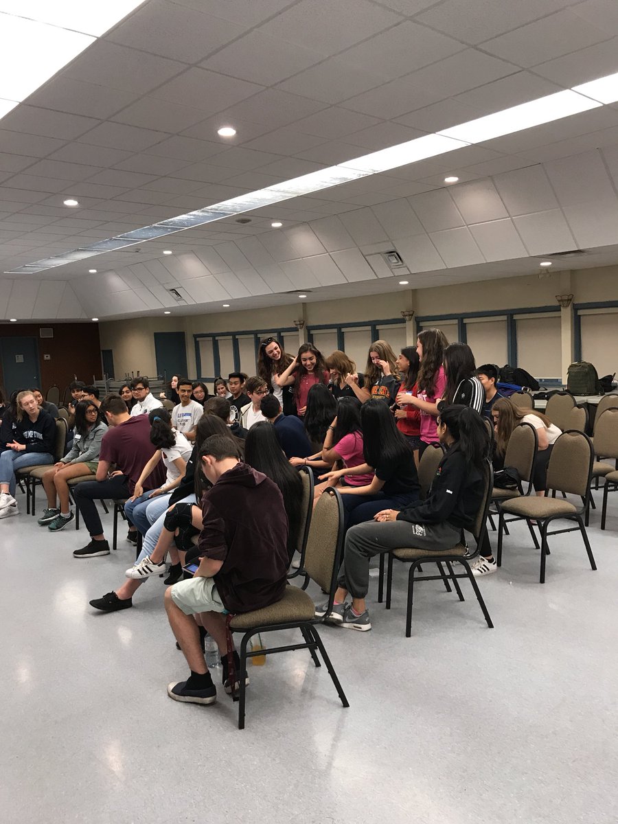 HCDSB student senate dancing their way into leadership with Sara Westbrook and discovering their UPower!
#upower #studentsenate @4miathomas <a href="/hcdsb/">Halton Catholic DSB</a> <a href="/HCSBSTUDENT/">HcdsbStudent</a>