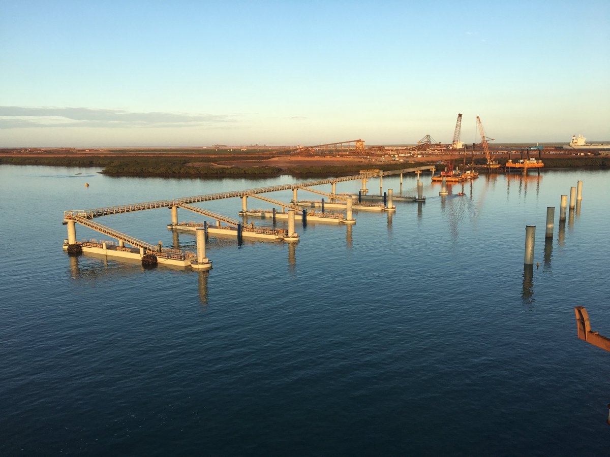 BESIXOfficial's tweet photo. New #milestone Down Under for the #PortHedlandTugFacilities ! We have installed the main Tug Pen marine structures. The final fitout incl. services are under way and the Onshore Facilities installation is starting. #jetties #marine #works #DECMIL #BESIX https://t.co/36dMX6yVm8 https://t.co/tUDEJED79g