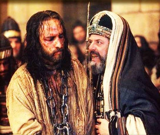 sciarpuccio's tweet photo. #Salvini si dice coerente col #Vangelo. E chi se lo dimentica quella serpe viscida e corrotta di #Caifa? https://t.co/RFeXgoBPNg