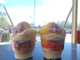 Simple but sweet: #FrostbitesCrepesandFrozenDelights in #Riverside.