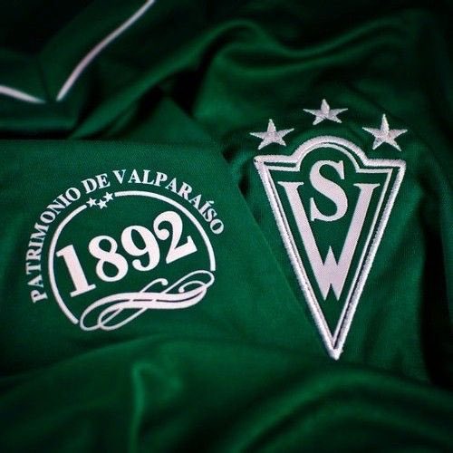 humo_zona's tweet photo. TERREMOTO!!! En Wanderers Comenzó la poda en Valparaíso 7 jugadores se van del plantel  entre ellos pinilla, riquelme, hormona Gomez, saez y 3 jugadores de casa Noticia en Desarrollo #wanderers #lospanzer #valparaiso #sifut https://t.co/npAJKkchkl