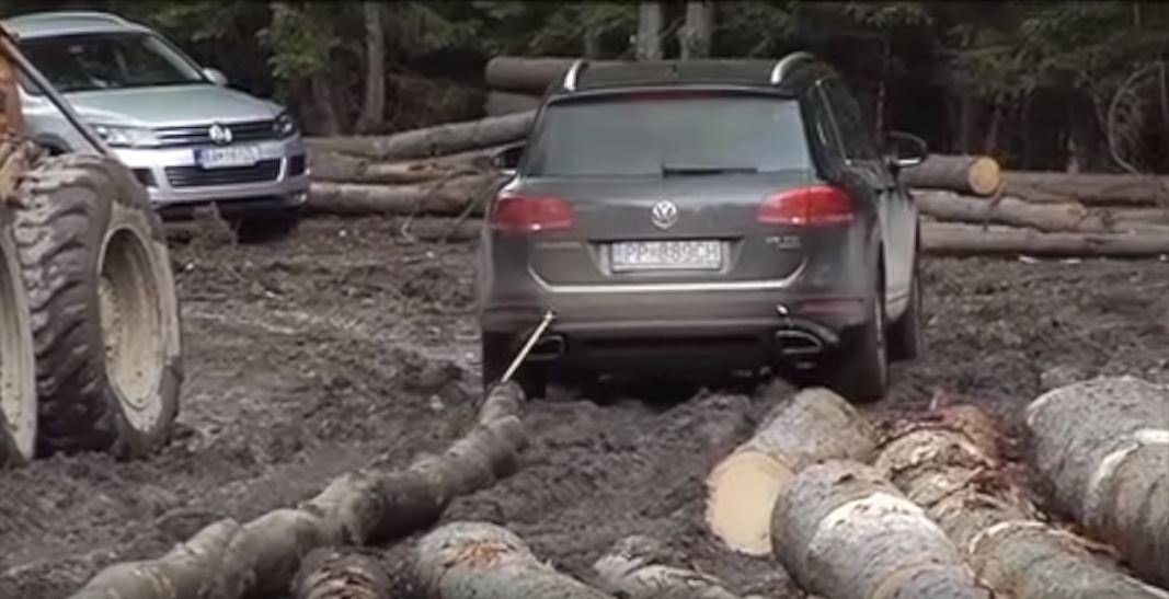 dreschekx's tweet photo. Holzwagen.
#das_auto https://t.co/rIduEm5twt