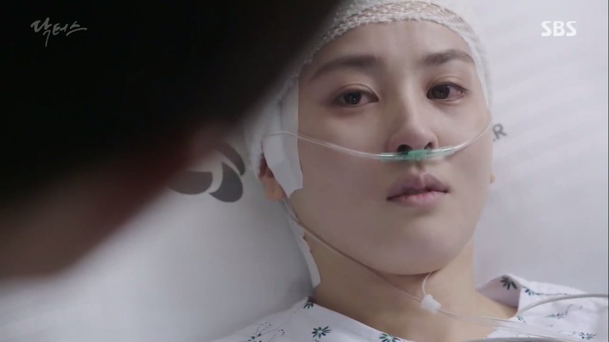 kdramakoala's tweet photo. May gusto siyang sabihin sakin.. #DCBackHug https://t.co/JWNfOYTvkl