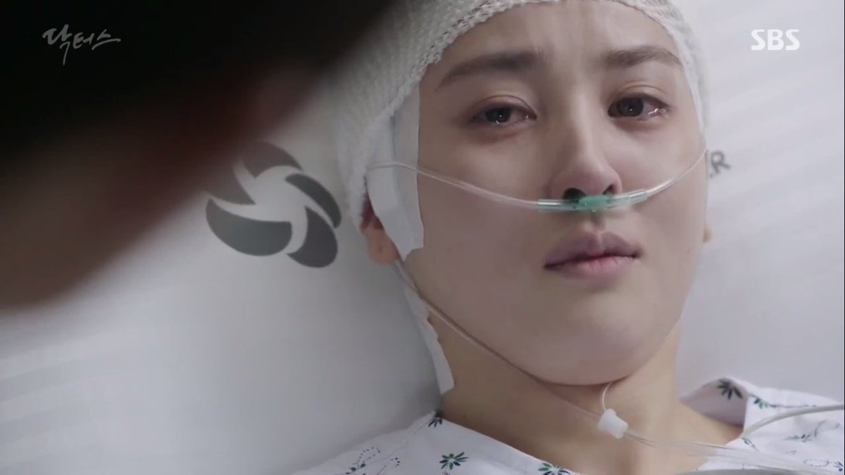 kdramakoala's tweet photo. May gusto siyang sabihin sakin.. #DCBackHug https://t.co/JWNfOYTvkl