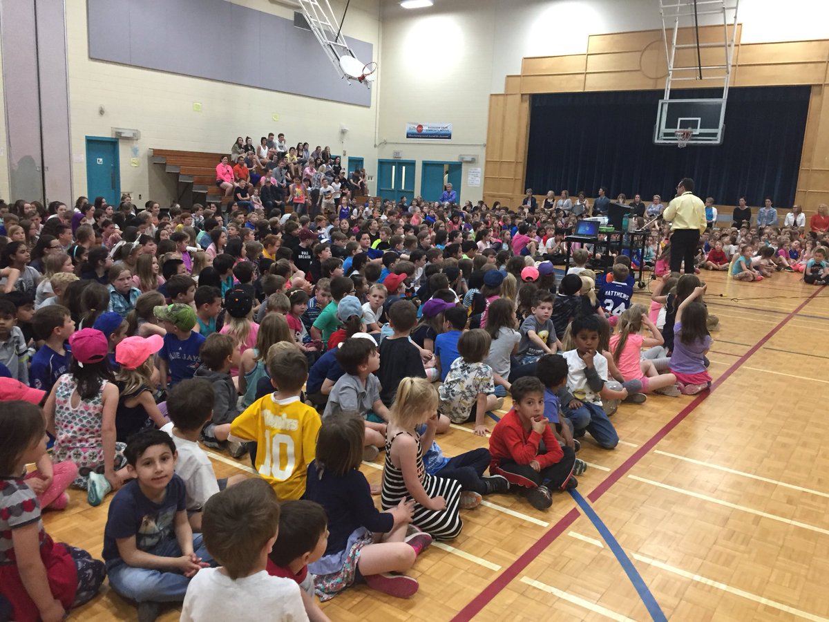 ChandlerKeri's tweet photo. Thank you volunteers for all that you do for us!!!! #volunteerassembly @basinviewdrive https://t.co/euDef28MJW