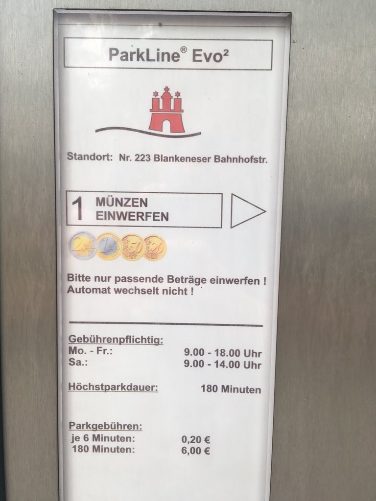 Parken in HH-Blankenese: Abrechnung in 6(!)-Minuten-Intervallen. Musste erstmal überlegen, ob ich nun 48 oder doch 54 Minuten lang einkaufen soll ...  #hamburg #blankenese