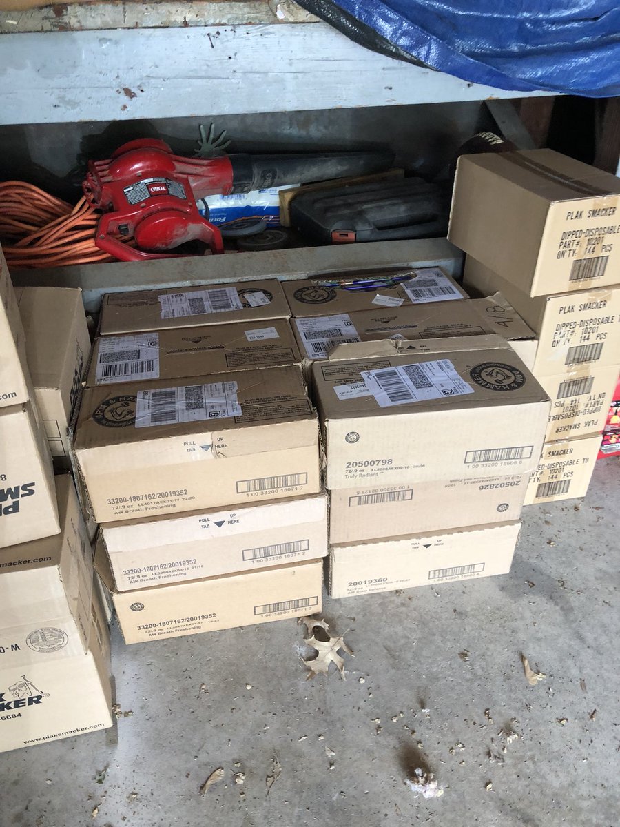 SavingStranger's tweet image. Over 1,000 toothbrushes and toothpaste for the Homeless. Yes God Keep it coming. #SavingthePerfectStranger #EllenDegeneres #Homeless #Dentalcare