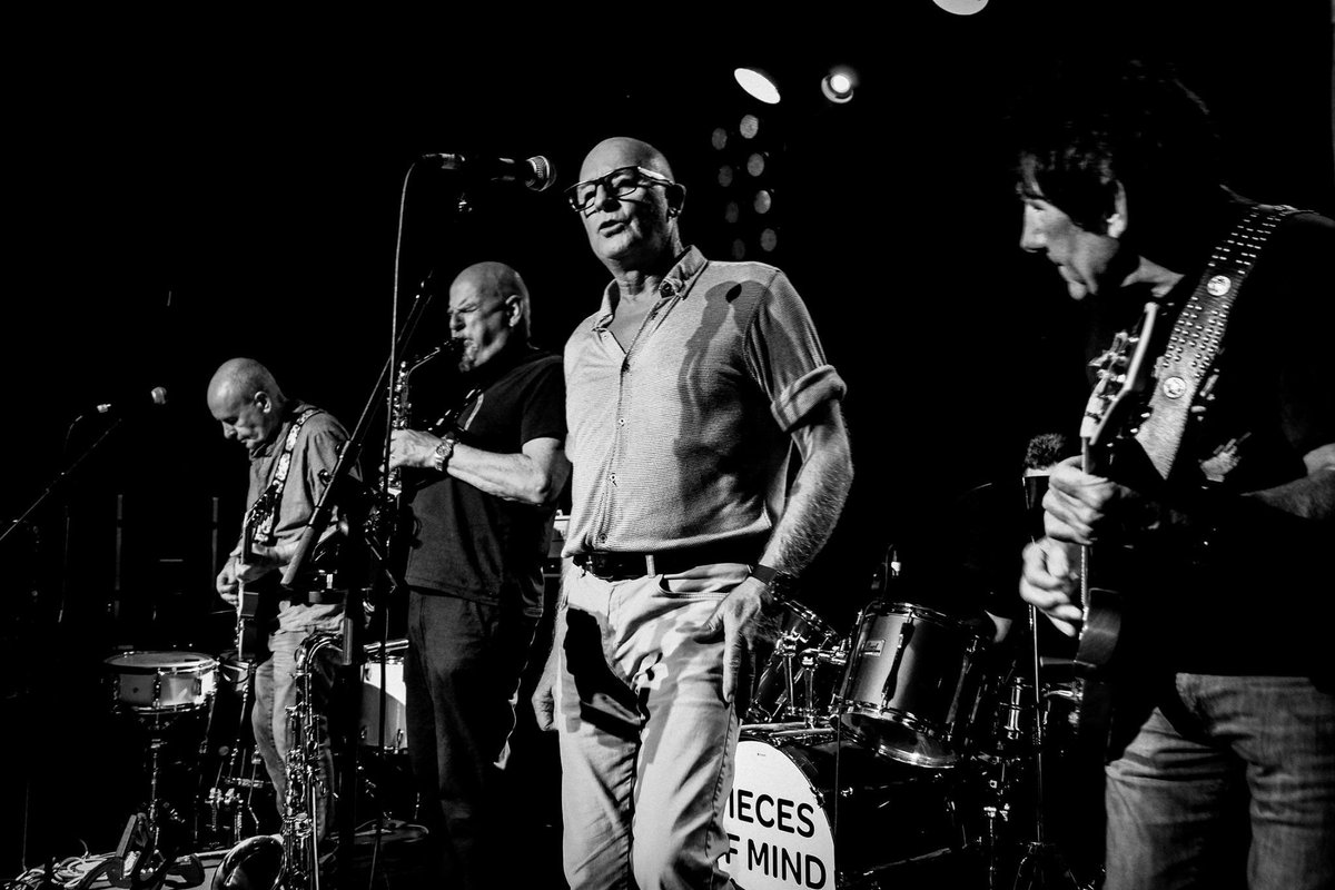 MachuPicchuMike's tweet photo. Great support at Friday’s fundraiser #Velindre 
#thepiecesofmind #DrumDepot #rhodgilbertshow #GlobeCardiff https://t.co/WbBQnxC00u