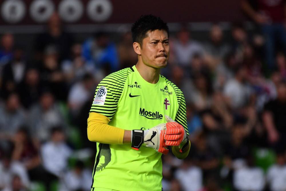 StatsFCM's tweet image. 3,97 - @Oukidjaalex a pris 1 but tous les 3,97 tirs la saison passée en Ligue 1 avec le @RCSA ce qui correspond à 1 but toutes les 48,6 minutes. A titre de comparaison :
- Kawashima : 1 but tous les 4,19 tirs / 40,8 mins
- Didillon : 1 but tous les 5 tirs / 50,6 mins
Transferts.