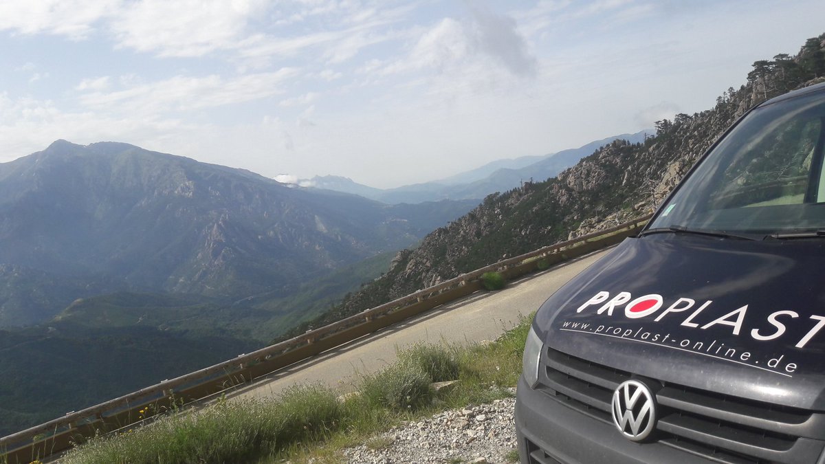 PROPLAST_France's tweet photo. Proplast fait le tour de #Corse pour apporter le catalogue à vos concessionnaires #renaulttrucks,  #mercedestrucks, #mantrucks, #wurth de l'île de Beauté !n'hésitez pas à aller le consulter!

Proplast travels all around #corsica
to bring the newest catalogue to your partsdealers https://t.co/0GCvnirNMZ