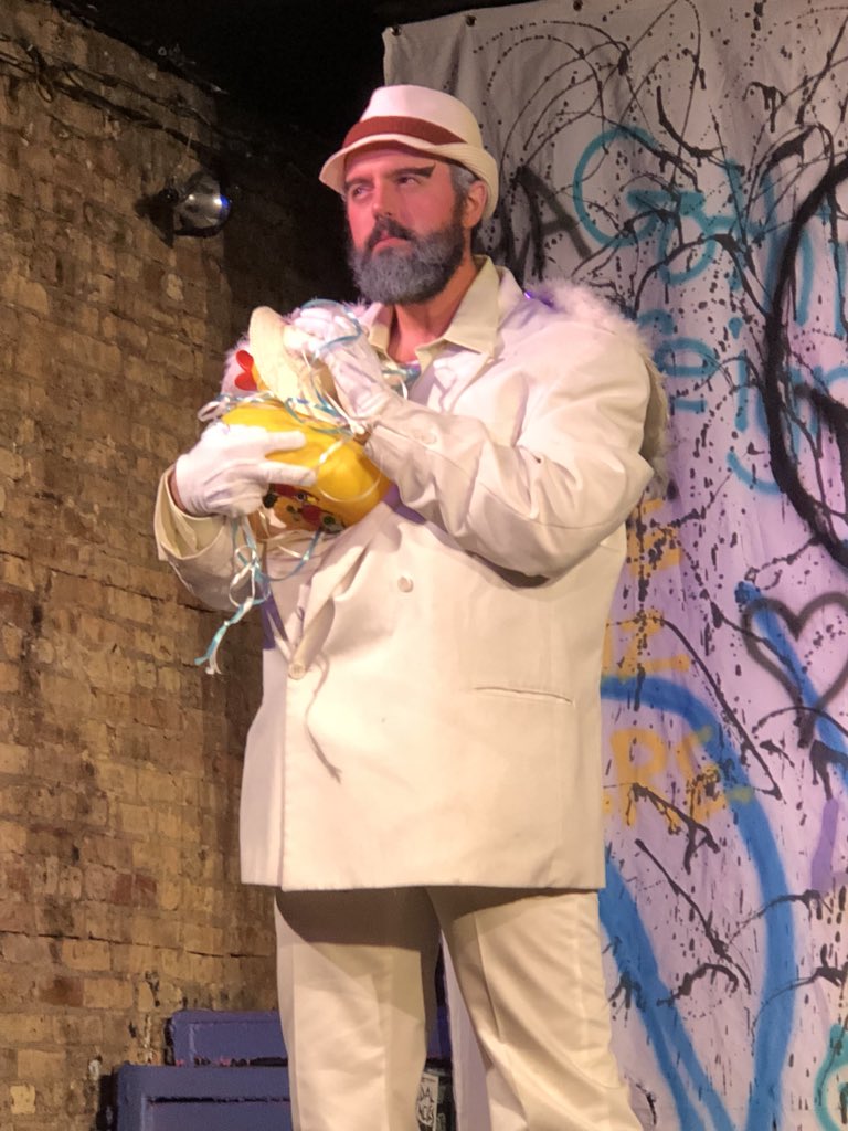 Quack! Something is positively batty at Cornservatory! #BatHamlet #Puffin #BYOB #BYODuck cornservatory.org/bat-hamlet