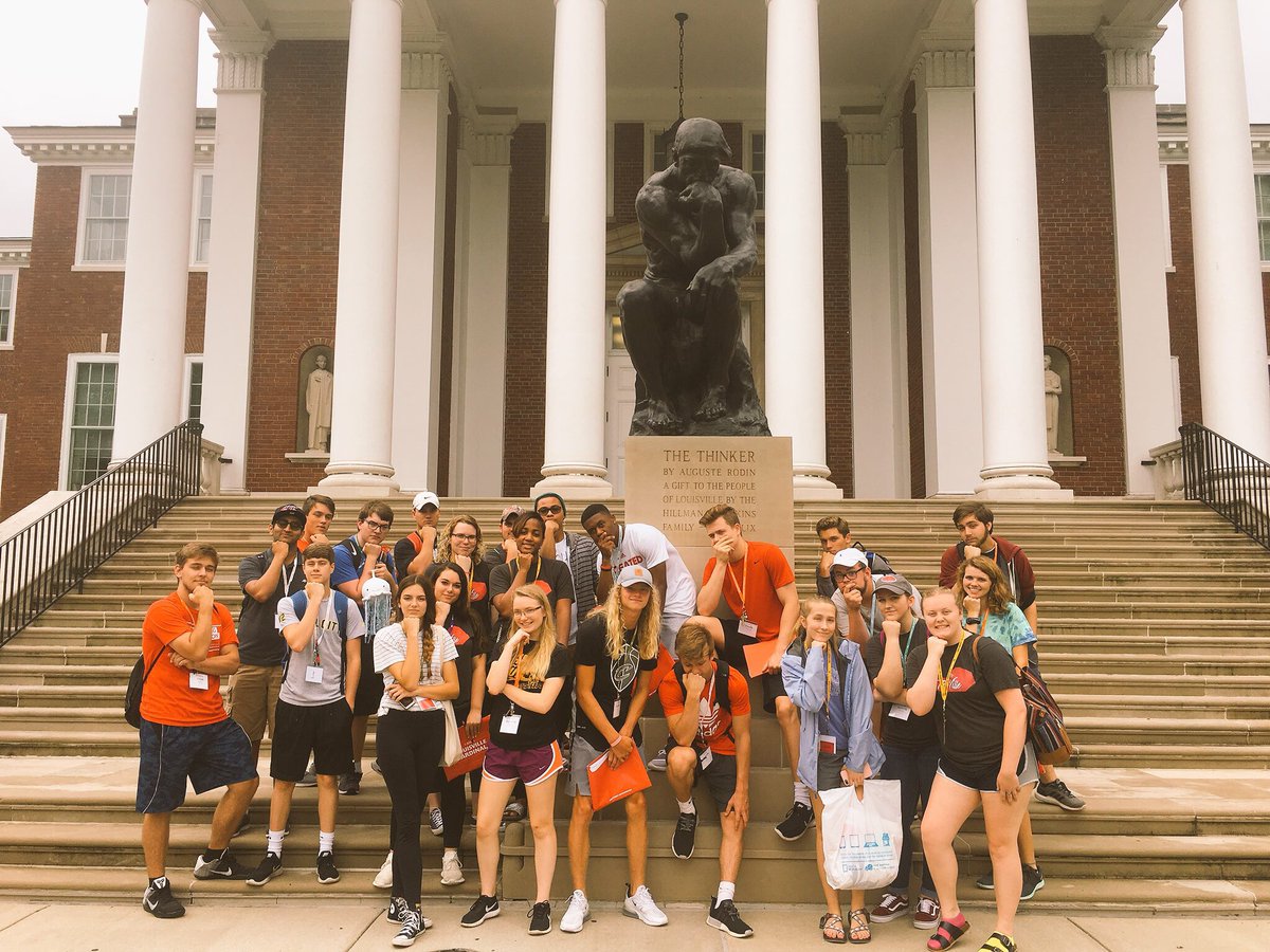 SOSitsJoseph's tweet photo. at least our moms THINK we’re cool 😎 #cardinalchallenge18 https://t.co/i24frT1FCf