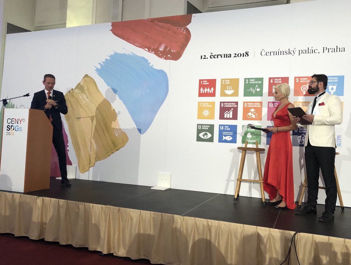 EduardPalisek's tweet photo. Today we @SiemensCzech were awarded by SDGs prize for the best Business to Society report “Siemens - in the Czech Republic, for the Czech Republic” presenting our #Sustainability journey. https://t.co/fRMMMyeK1u