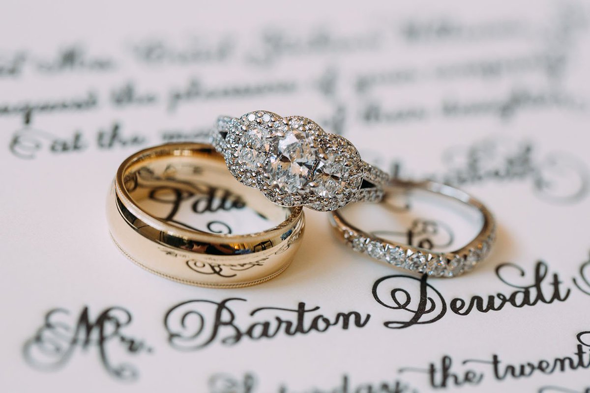 wedconnected's tweet image. 5 Myths Surrounding A Wedding - blog.weddingconnected.com.au/5-myths-surrou… #weddingconnected