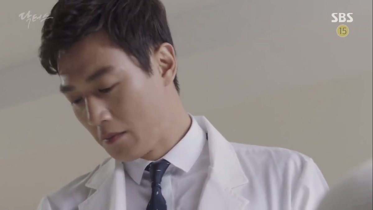 kdramakoala's tweet photo. Para-paraan kesa mabuking #DCBackHug https://t.co/XrO5ijyaeU