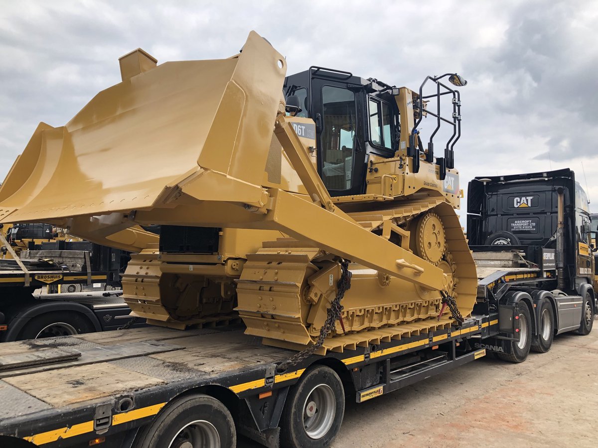 DarrenBodio's tweet photo. @KJ_Services New CAT D6T XW on her way to you 👍🏻 @FinningNews https://t.co/E2gnLsuFvA