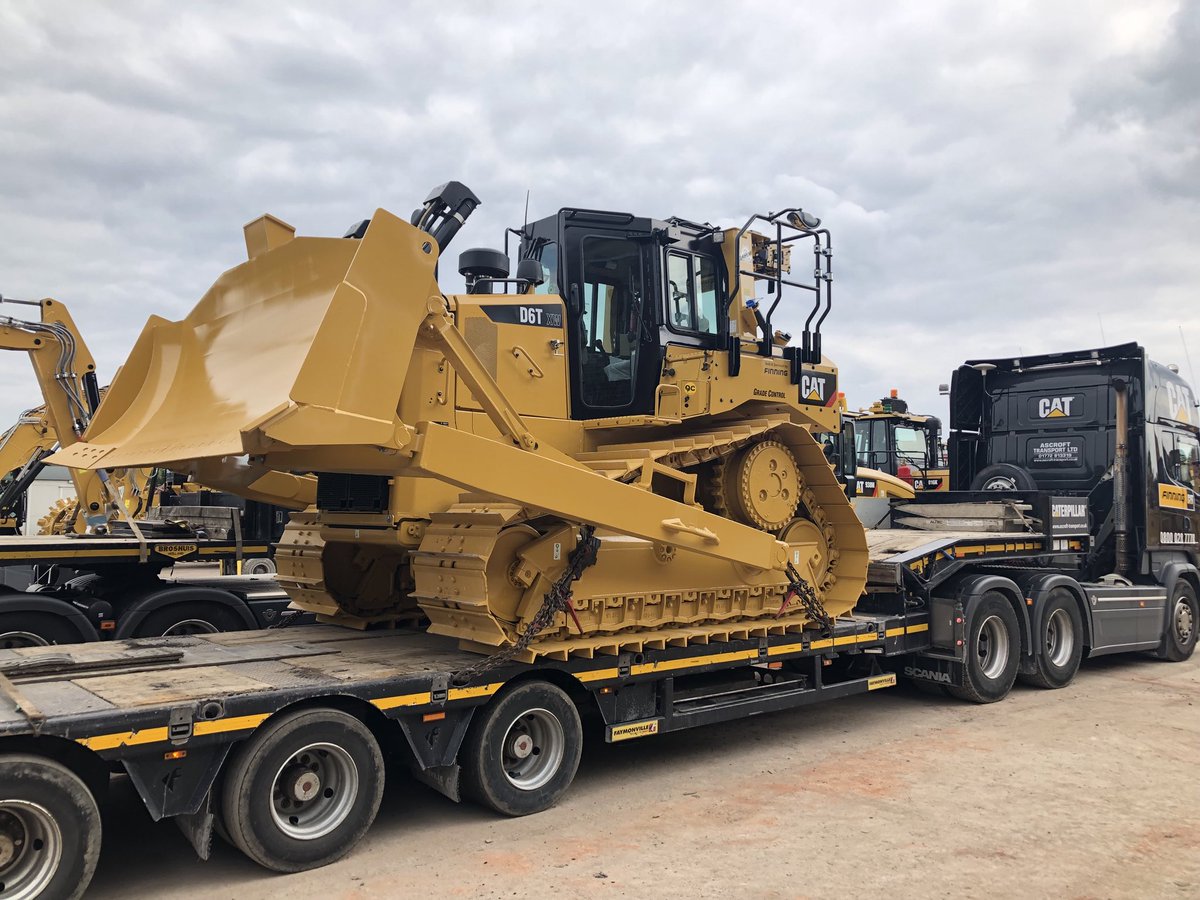 DarrenBodio's tweet photo. @KJ_Services New CAT D6T XW on her way to you 👍🏻 @FinningNews https://t.co/E2gnLsuFvA