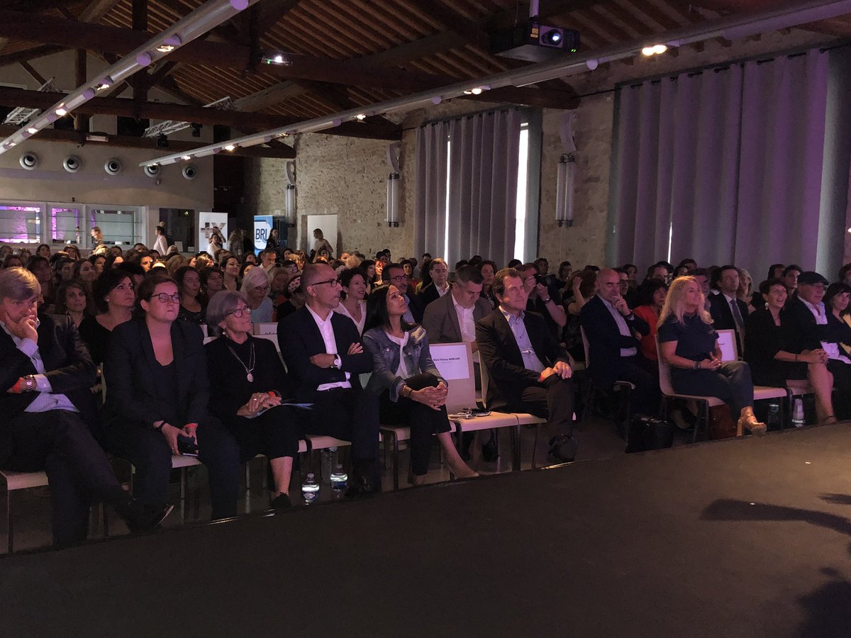 MNDTV_Occitanie's tweet photo. Remise des trophées #wf4 à Verchant en présence de @chantal_marion @maudbodkin représentant @Saurel_P Maire de @montpellier_ Président de @Montpellier3m @ADeljarry Président @CCIHerault @VINCIAutoroutes @Occitanie @Heraultinfos https://t.co/Oj46ZreDVW
