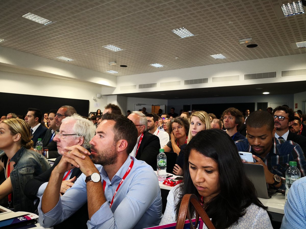 PhilippeBellier's tweet photo. Felicitations à @pascalmontagnon, aux équipes et étudiants de @INSEEC_U pour ce 1st Intelligence Summit à #Lyon #INSEECAI2018 qui a été l'occasion de fructueuses rencontres, conférences et échanges sur #IA avec des intervenants prestigieux @dr_l_alexandre @VillaniCedric https://t.co/OGVWWz3Pnk