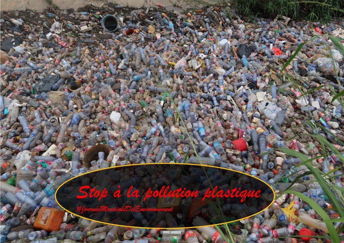 PNUDRDC's tweet photo. « Congo Clean, I-Bopeto et Wastcycl », trois projets primés par le @PNUD à hauteur de 2000, 1500 et 1000 dollars US à l’issue du concours innovation et entrepreneuriat des jeunes. C’était à l’occasion du #HackWasteKin 2018 pour des jeunes rde la plateforme @youthconektrdc . https://t.co/zjl9ylIdoi