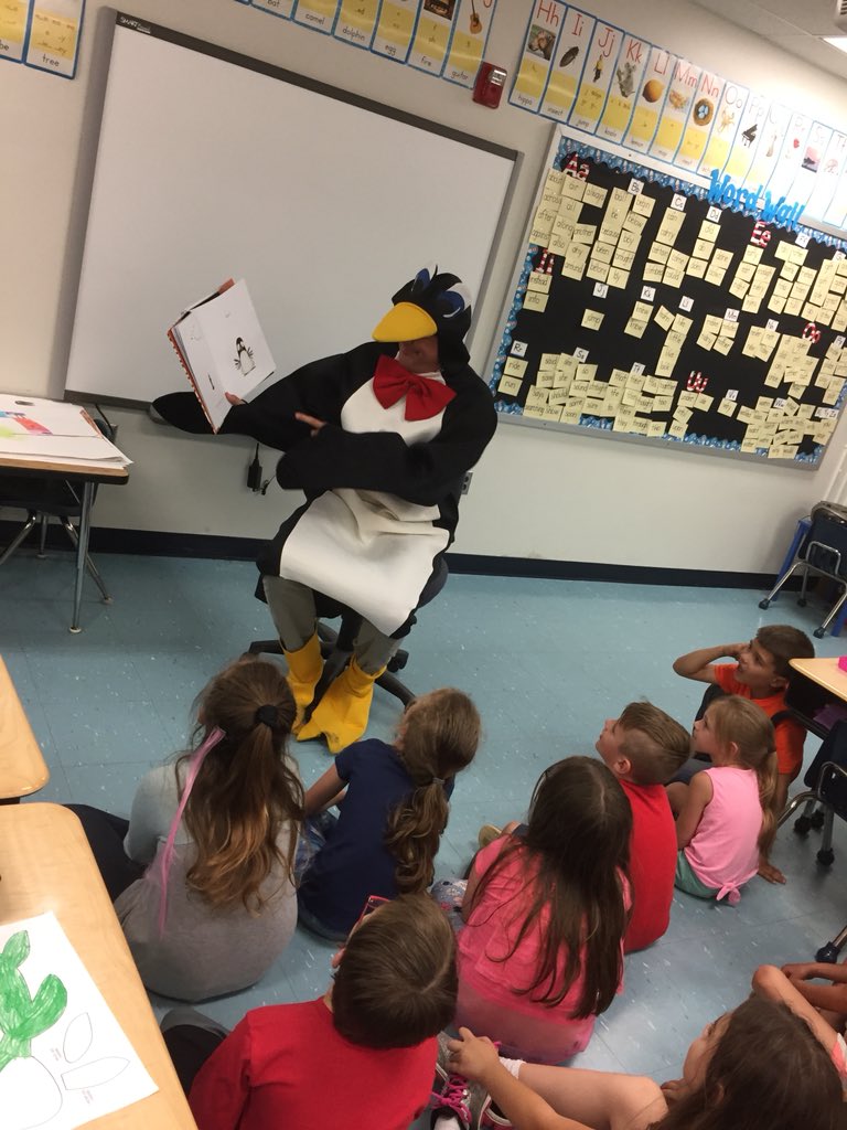 LHuntRBES's tweet photo. A Penguin visits 1st grade &amp; reads a great story! @therivierabeach @RBESAnderson #AACPSAwesome https://t.co/Yl5BZZ4NRE