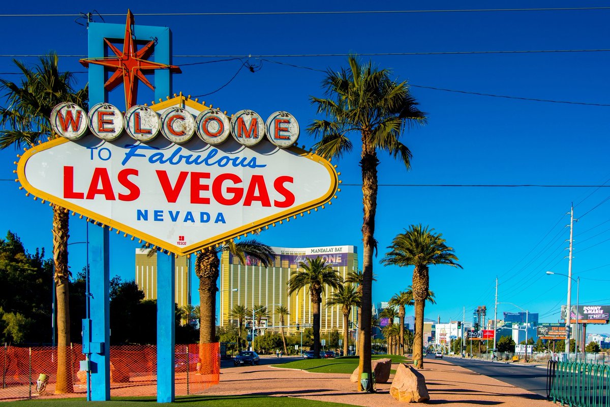 imageSurge is in Fabulous #LasVegas, Nevada!

Take a look at the #interactive display at <a href="/remax/">RE/MAX</a> Platinum Luxury's Vegas office!

#remax #LuxuryRealEstate
