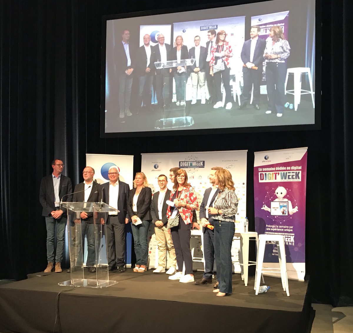 Apec_HDF's tweet image. Photo de l’ensemble des partenaires de la #digitweek @poleemploi_HDF @Fafiec @uimm @Bayer_FR @OrangeHDF @M2iFormation @CD_oise @cmahautdefrance