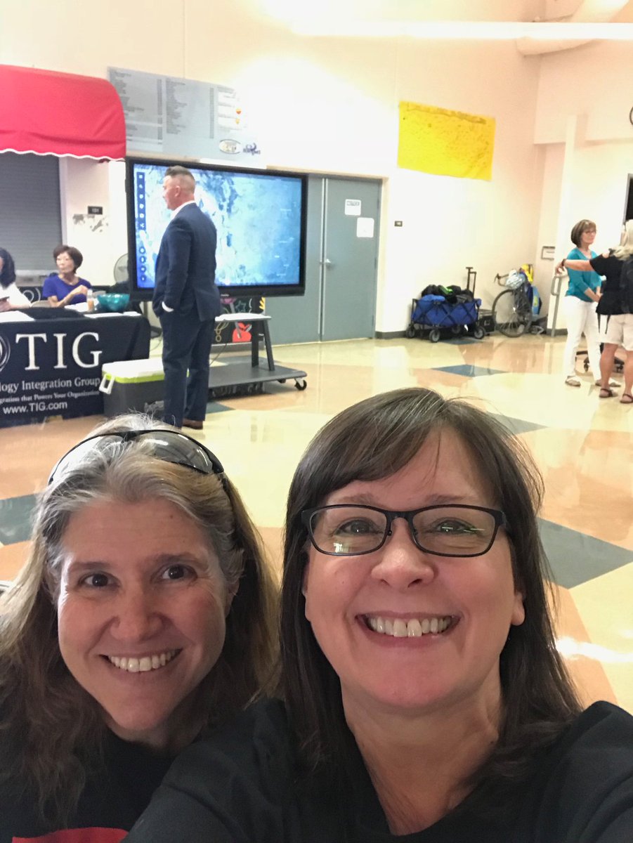 deborahchill's tweet image. Learning collaboratively with favorite colleagues! #RRPStechtime