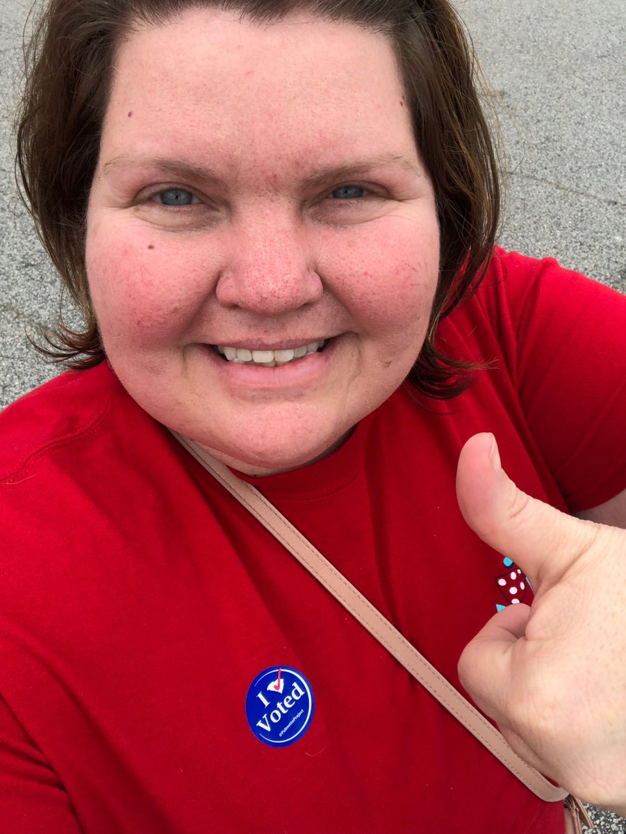 MsRicketts2's tweet photo. I voted!  #RedForEd #SCforEd #iteach https://t.co/MXhVCW8NXP