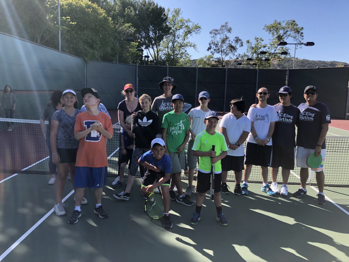 ACEingAutism's tweet photo. We are so happy that tennis legend @PHShriver stopped by our @MountainGateCC clinic this last weekend! Thanks Pam, your ongoing support means a great deal to @ACEingAutism #PamShriver #Tennis #AutismAwareness #ACEingAutism #MountainGateCC #LosAngeles https://t.co/dfnklBxTRb