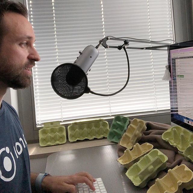schlimmson's tweet photo. Improvement to my recording setup but not even close to the sound I would like to have.. guess I need to invest in some better material 😂
.
.
.
.
#devdactic #ionic #ionicframework #ionicacademy #recordingstudio #developer #mobiledeveloper #webdevelop… https://t.co/1vZyK9nzNc https://t.co/drMudW2et8