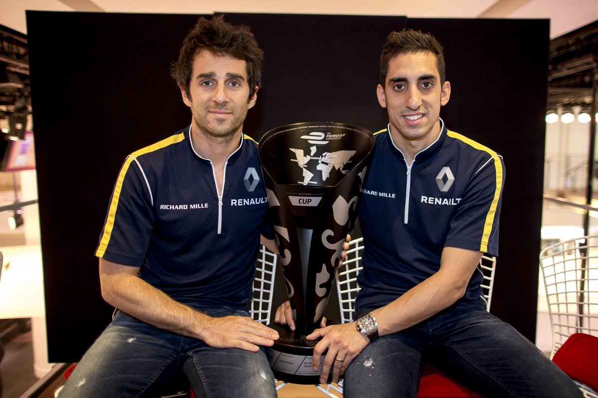 Sebastien_buemi's tweet photo. Thanks to my team-mate but above all my friend @nico_prost for the last 4 seasons! Keep pushing and let’s make sure the #newyorkeprix is a good one! @RENAULTedams https://t.co/v8cpr6NiI0