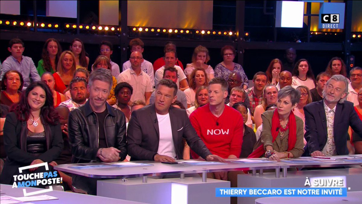 TBT9_W9's tweet photo. Nos chroniqueurs de ce soir dans #TPMP : @courbet_julien, @jmmaireofficiel, @GraldineMaillet, @christine_kelly, @IsaMoriniBosc, @gillesverdez, @Mdelormeau, @B_Castaldi, @JeanLucLemoine et @kelly_vedovelli ! 😊 https://t.co/E6JLfwyxzu