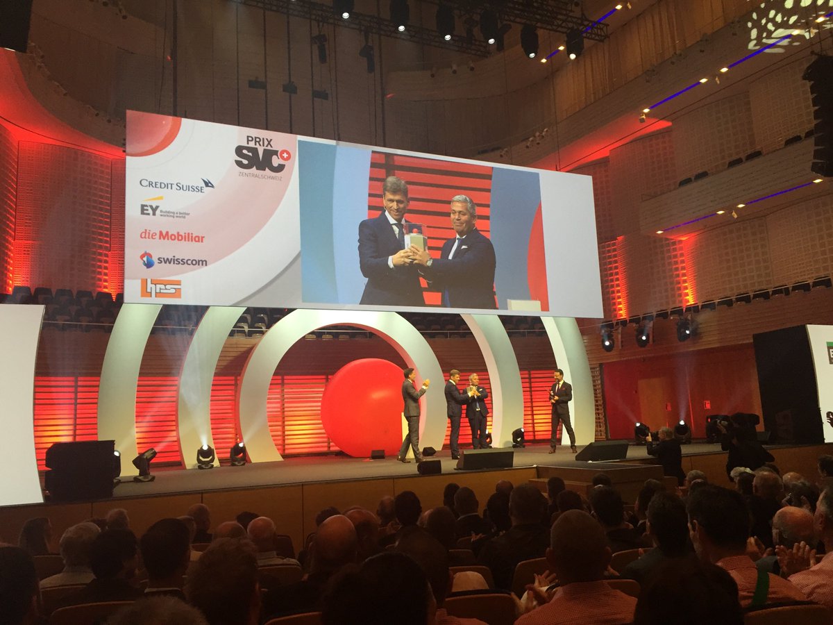 RochesterBern's tweet photo. Congratulations to Seven-Air Gebr. Meyer AG for winning the Prix SVC Zentralschweiz 2018! #prixsvc #zentralschweiz #sponsor #rochesterbern https://t.co/OZPNeoS80Y