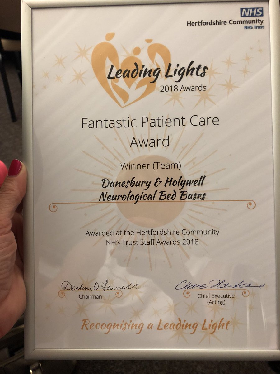 Immensely proud Neuro Service Manager today a winner and a runner up#hctLeadingLights18 <a href="/DanesburyNeuro/">Danesbury Neuro Unit</a> <a href="/HolywellNeuro/">Holywell Neuro Rehab Unit</a> <a href="/HCTNHS/">Hertfordshire Community NHS Trust</a> @ENHertsCCG <a href="/HVCCG/">Herts Valleys CCG</a> when a patient says that their physio has enabled her to stand and cook a meal for her family there are no words 👏👏