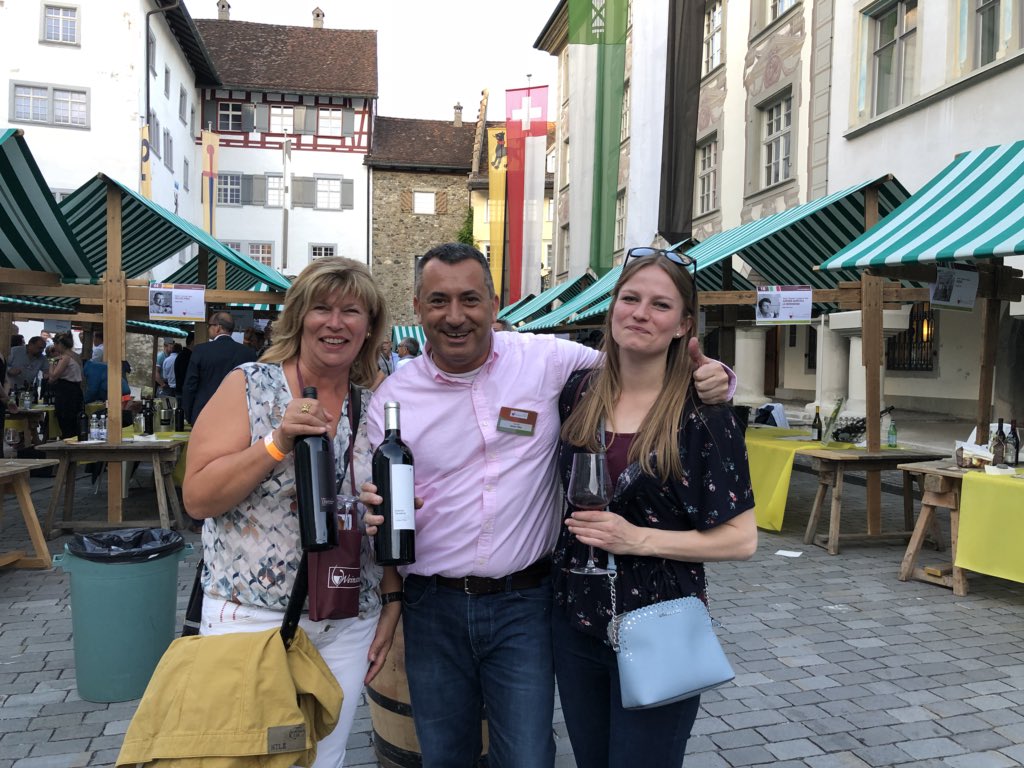 CellerPinol's tweet photo. #Switzerland #zurich #wil #winefair #winelovers @doterraalta #topCC #garnatxablanca #videbatea #organicfarming #wine #vicatalà https://t.co/JaY0aZcZKW