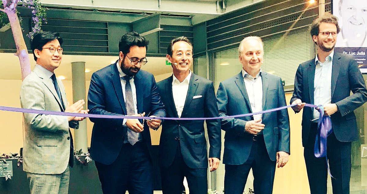 Mounir Mahjoubi tweet media