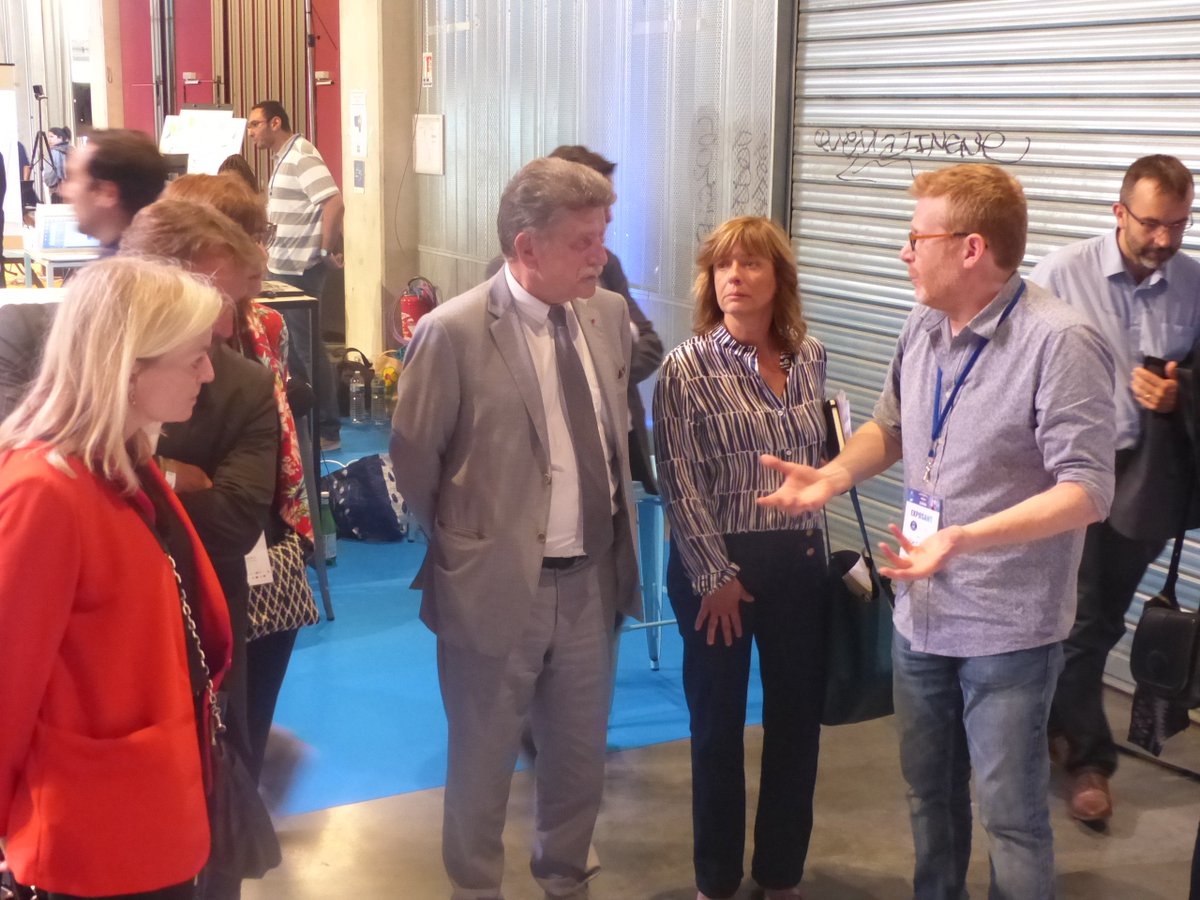 prefet59's tweet image. En visite sur le salon #DigitWeek, je salue cette belle initiative bâtie autour des métiers du #digital. Bravo aux organisateurs !