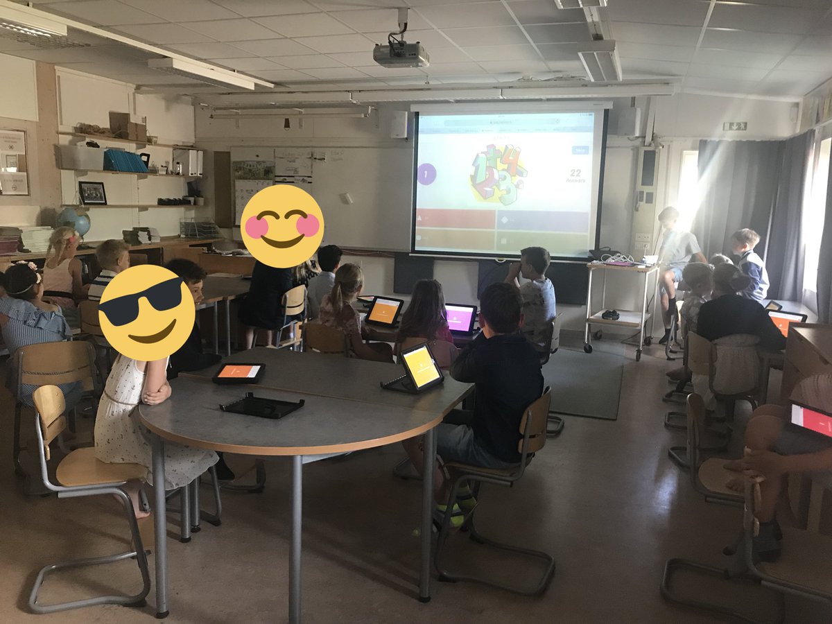 Jossanna's tweet photo. När en elev självmant skapar en kahoot med 15 frågor över sådant vi arbetat med i tvåan... 🙌🏻 #2brun #runbacka https://t.co/iuAG4tXMAV