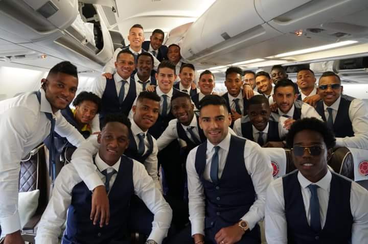 FernandaRozo_'s tweet photo. Vamos con toda por esa copa del mundo #Colombia https://t.co/HY7AzB4hjV