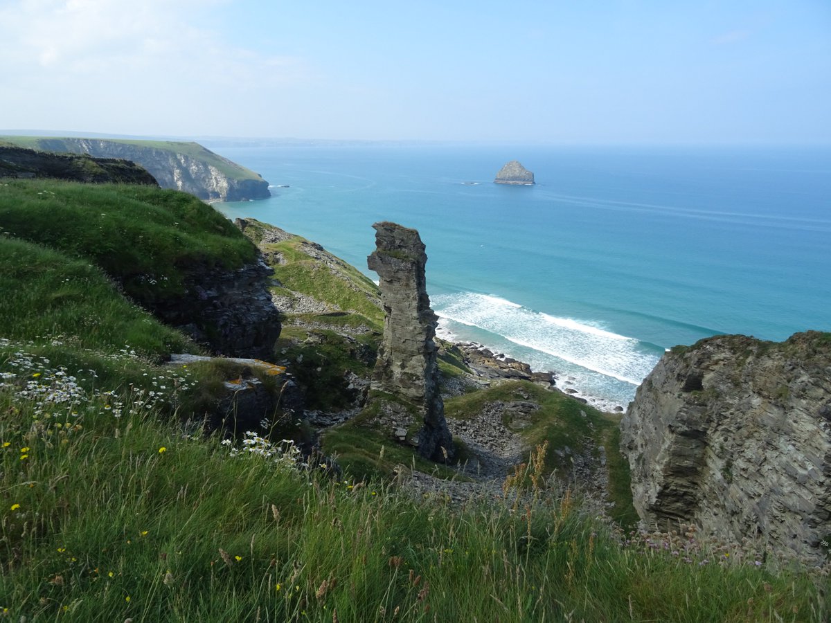 BevHunt72's tweet photo. After nearly 7 hours of walking, we reached the #Walk4 of 50 for @HumanimalTrust goal...#PortIsaac from #Tintagel...18 km, 25,800 steps...what started hot and sunny turned into a wet and soggy (last 3 miles 😃😃) stroll...pls support me on my journey...
https://t.co/fbROrrgVql https://t.co/Tm5LO5eDCi