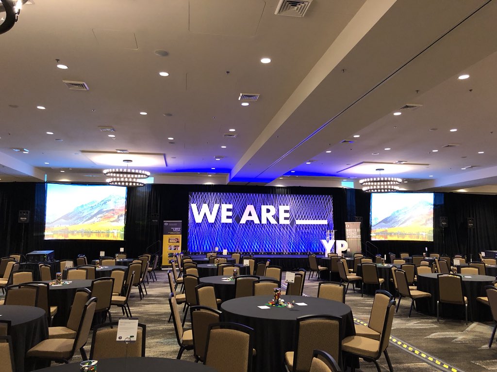 BlueBusCreative's tweet image. It’s happening!!!! The calm before the storm. #EugeneYPSummit #weareyp