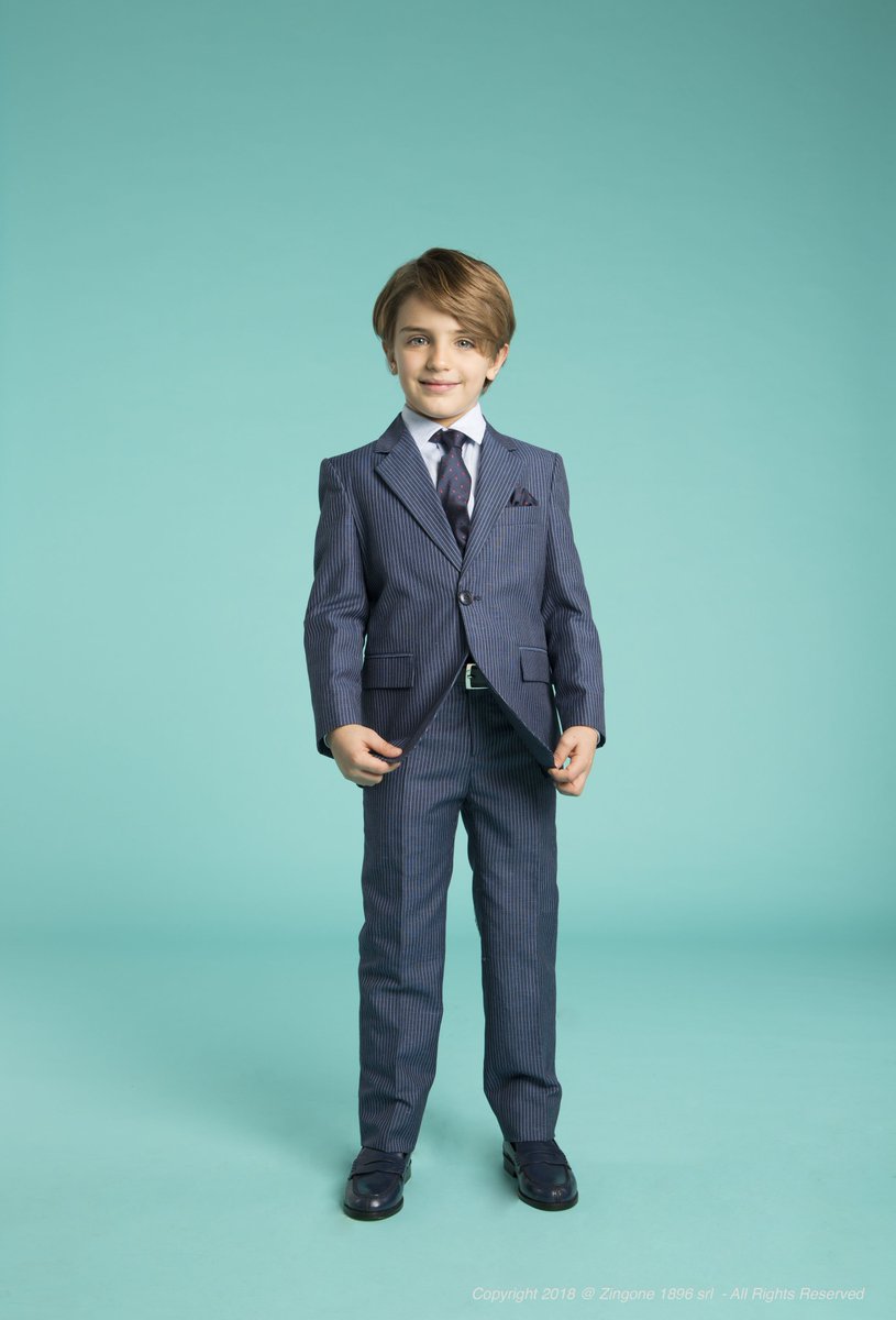 Zingone1896's tweet photo. New Spring Collection #SS18 #Zingone #madetomeasure #makeyourorder #Roma #vestitizingone #childrenswear #kidsfashion #madeinitaly #lacasadeibambini 🐞😍 https://t.co/HDciyT5TWF